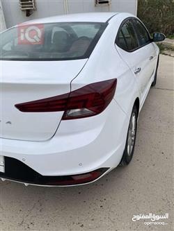 هیوندای ئەلەنترا